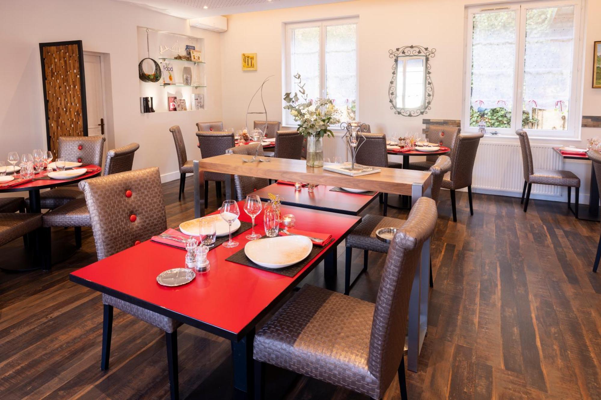 Hotel De Paris Jaligny Εξωτερικό φωτογραφία